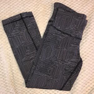 Lululemon Wunder Under Maze Print Cropped Leggings